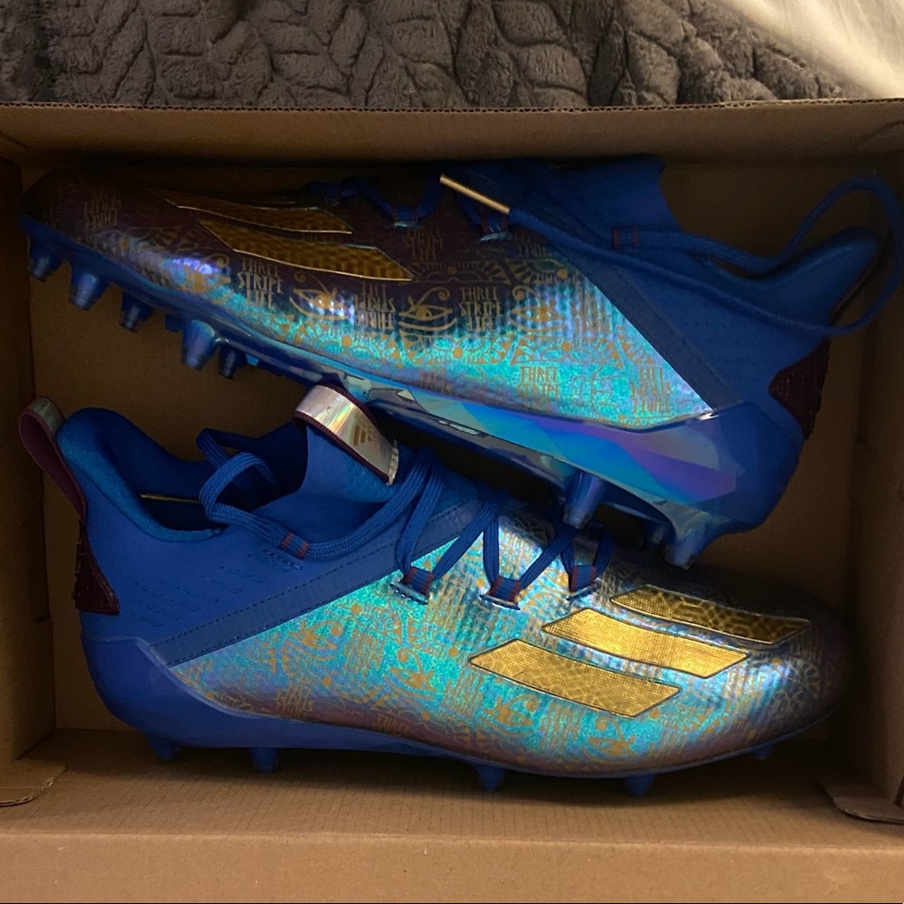 BRAND NEW Adidas Young King sports cleats